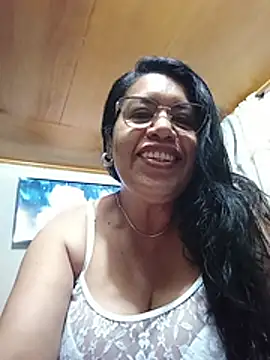 Emilif  online show from 06/20/26, 10:37
