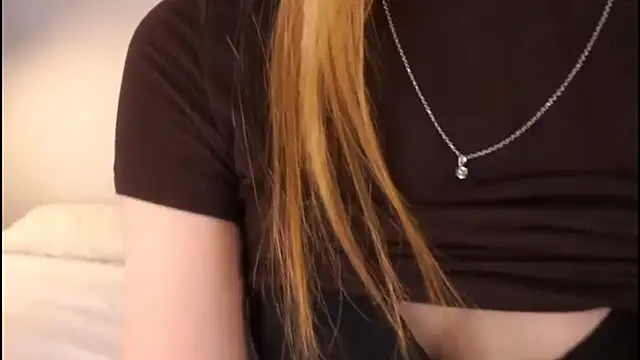 HellenSinyy online show from 06/18/26, 08:25