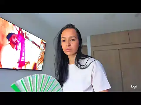 franshesca 000 online show from 08/04/26, 10:58