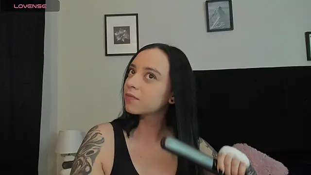 Sara B online show from 06/22/26, 05:54