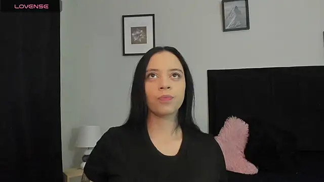 Sara B online show from 06/19/26, 06:03