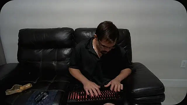 tiko823 online show from 08/03/26, 04:31