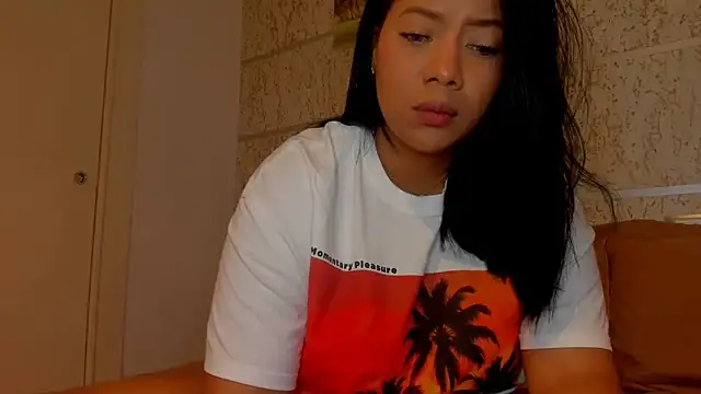 Snapshot of NicolePasqualott chatting on 03/05/26, 01:08 NicolePasqualott online show from 03/05/26, 01:08