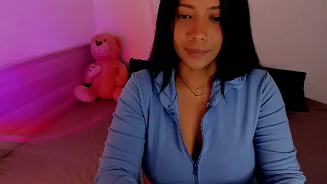 NicolePasqualott online show from 11/24/25, 09:15