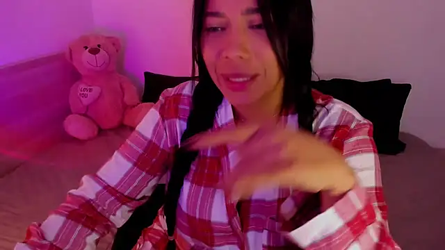 NicolePasqualott online show from 12/01/25, 05:36