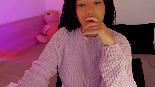 NicolePasqualott online show from 11/15/25, 08:35