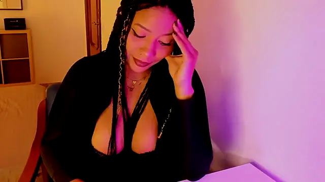 NicolePasqualott online show from 10/12/25, 07:59