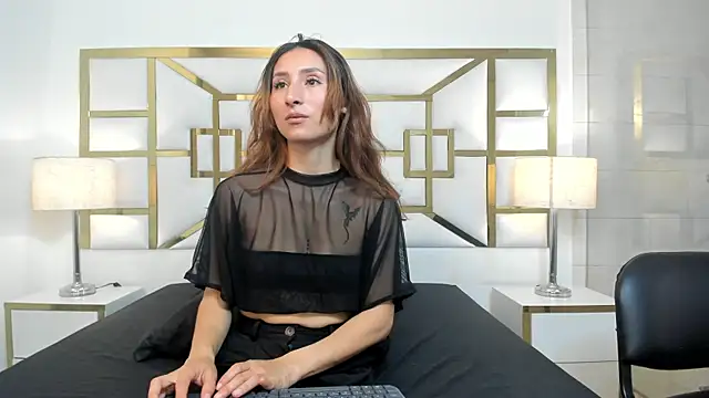 VivieneLuxe online show from 07/22/26, 04:14