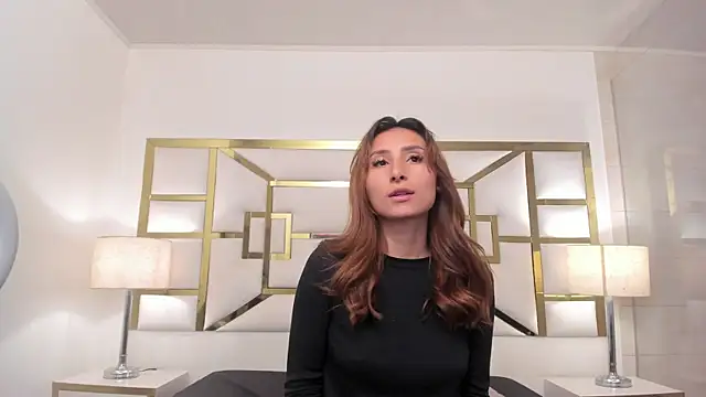 VivieneLuxe online show from 07/29/26, 07:40