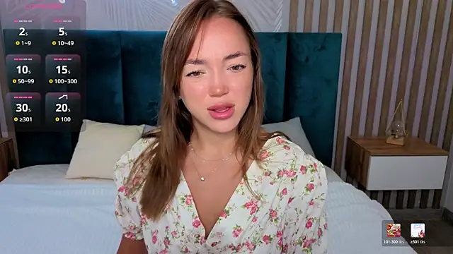 Snapshot of Christy_Beauty chatting on 08/04/26, 01:32 Christy Beauty online show from 08/04/26, 01:32