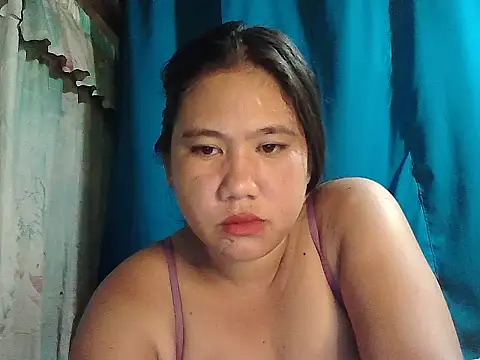 Snapshot of Islandbabe22 chatting on 07/21/26, 11:22 Islandbabe22 online show from 07/21/26, 11:22