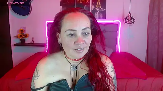 Cris suitexx online show from 06/14/26, 03:46