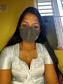 Snapshot of YALINITWO7_TAMIL chatting on 07/09/26, 05:52 YALINITWO7 TAMIL online show from 07/09/26, 05:52