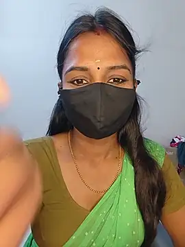 Snapshot of YALINITWO7_TAMIL chatting on 07/16/26, 07:11 YALINITWO7 TAMIL online show from 07/16/26, 07:11
