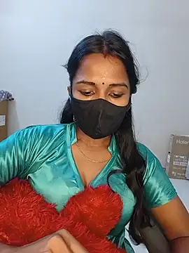 Snapshot of YALINITWO7_TAMIL chatting on 07/19/26, 07:43 YALINITWO7 TAMIL online show from 07/19/26, 07:43