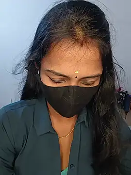 Snapshot of YALINITWO7_TAMIL chatting on 07/15/26, 12:23 YALINITWO7 TAMIL online show from 07/15/26, 12:23