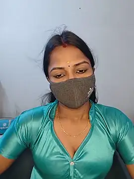 Snapshot of YALINITWO7_TAMIL chatting on 06/27/26, 09:59 YALINITWO7 TAMIL online show from 06/27/26, 09:59