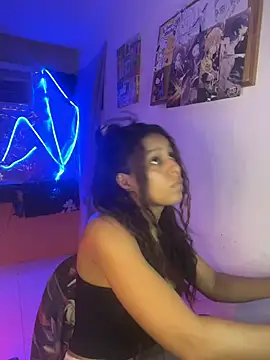 lunauzumaki online show from 06/25/26, 10:04