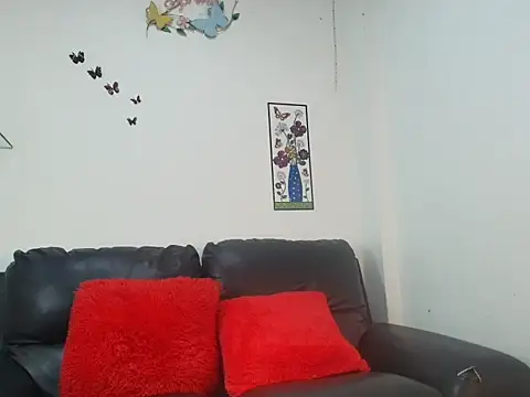 Snapshot of EMI_BLISS chatting on 06/16/26, 08:31 EMI BLISS online show from 06/16/26, 08:31