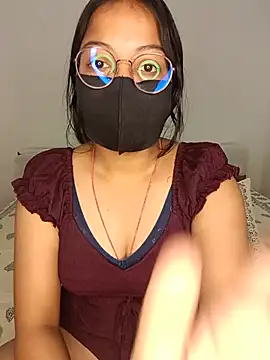 Snapshot of hottydisha chatting on 07/01/26, 05:08 hottydisha online show from 07/01/26, 05:08