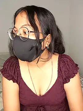 Snapshot of hottydisha chatting on 06/25/26, 02:09 hottydisha online show from 06/25/26, 02:09