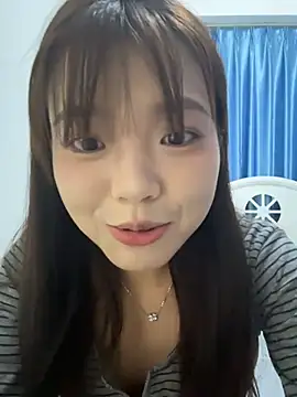 Snapshot of ela_sisi chatting on 06/15/26, 11:32 ela sisi online show from 06/15/26, 11:32