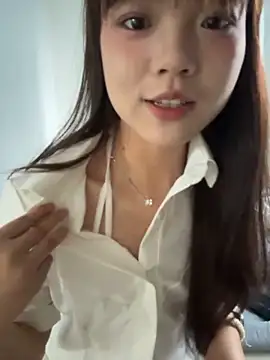 ela sisi online show from 06/17/26, 02:11