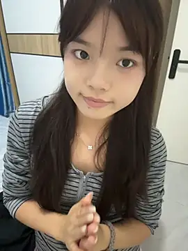ela sisi online show from 07/18/26, 12:14