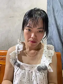 Snapshot of Sidy_02 chatting on 06/19/26, 12:11 Sidy 02 online show from 06/19/26, 12:11