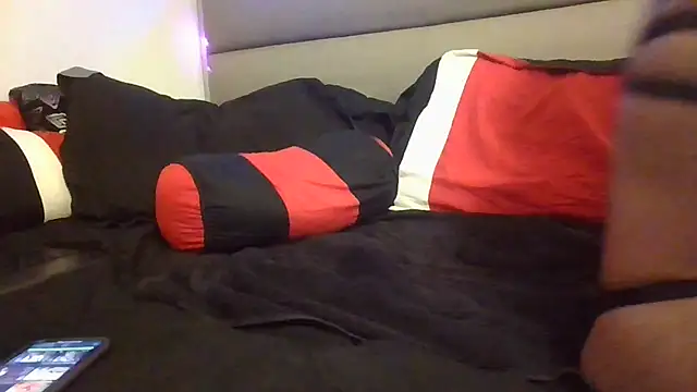 Opal Rainbow online show from 12/22/25, 04:01