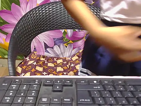 Tasty fussy online show from 07/22/26, 10:17