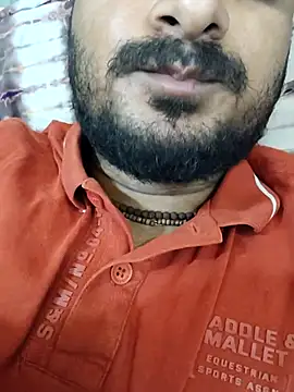 Snapshot of Gujju_chokro chatting on 06/15/26, 10:48 Gujju chokro online show from 06/15/26, 10:48