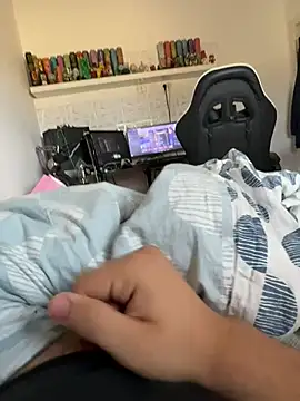 Ethandiggg online show from 06/15/26, 08:58