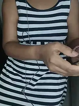 Snapshot of Tannu_hotyy chatting on 06/24/26, 04:11 Tannu hotyy online show from 06/24/26, 04:11