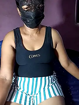 Nikini-xx online show from 06/30/26, 03:17