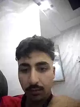 Snapshot of achraf31 chatting on 06/17/26, 11:58 achraf31 online show from 06/17/26, 11:58