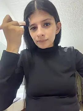 Mia Alanna online show from 06/24/26, 11:46