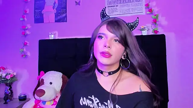 Makii XOXO online show from 07/14/26, 07:09