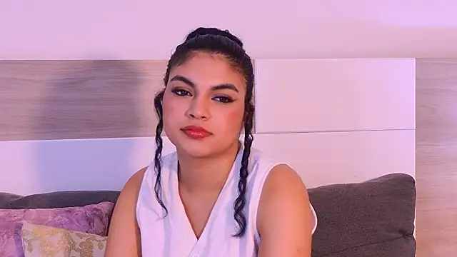 MelodyAlvarez online show from 07/28/26, 08:52