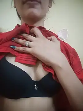 Sara 910 online show from 06/20/26, 07:46