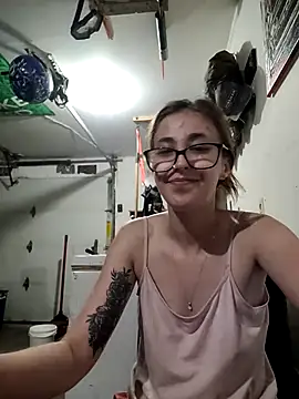 NeedyNina online show from 07/16/26, 12:29