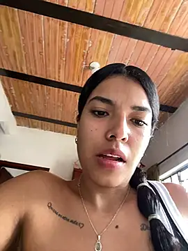 Lia-Rousee online show from 06/16/26, 06:52