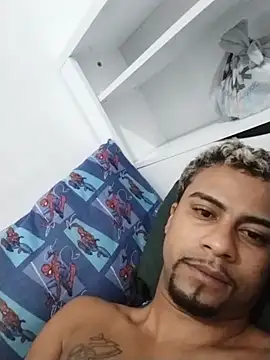 01LeonBlack online show from 07/08/26, 03:41