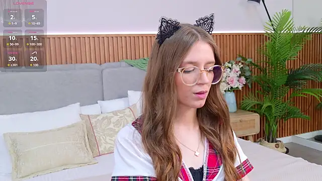 StellaMour online show from 07/15/26, 05:20