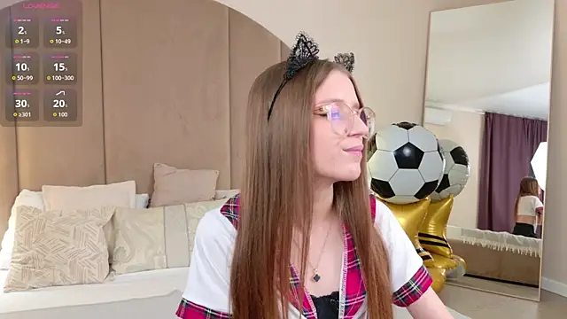 StellaMour online show from 07/18/26, 05:10