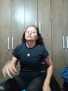 Snapshot of Estrella2001 chatting on 07/10/26, 08:09 Estrella2001 online show from 07/10/26, 08:09