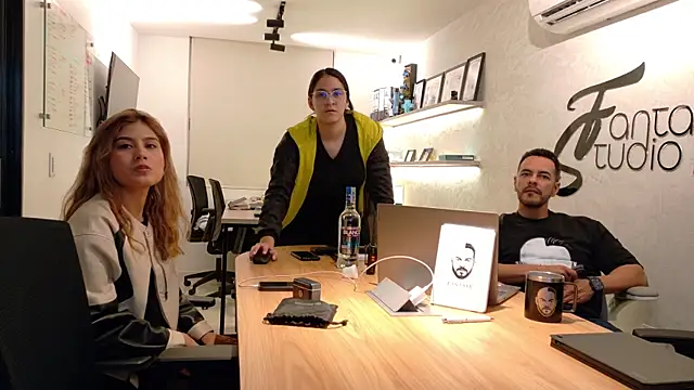 SecretKnigth online show from 06/25/26, 05:12