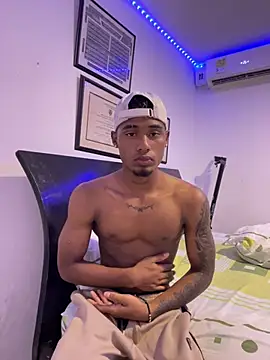 Ydiaz09 online show from 07/21/26, 04:47