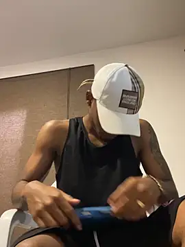 Ydiaz09 online show from 06/18/26, 12:21