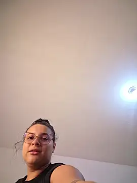 Snapshot of Alliceadams chatting on 07/20/26, 04:53 Alliceadams online show from 07/20/26, 04:53